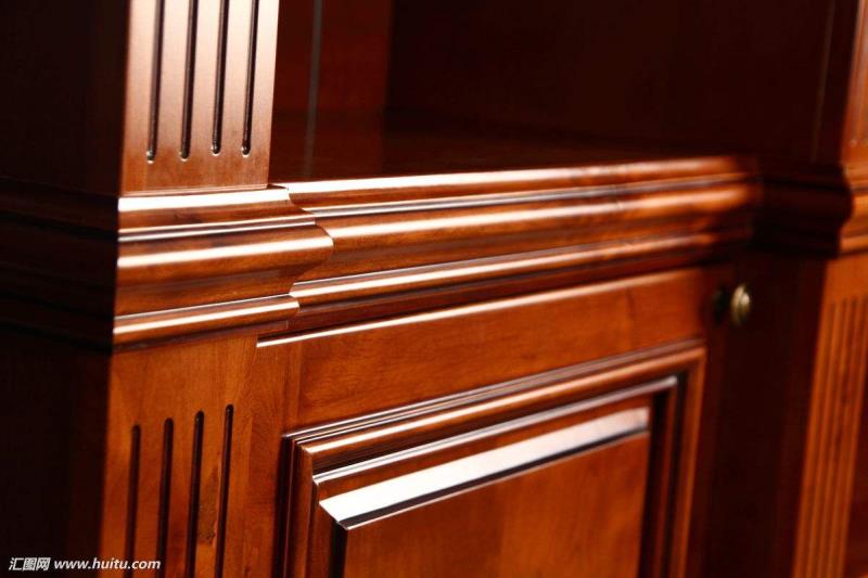 Hujingrubasické znalosti nábytku