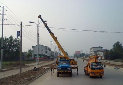 Zjavné výhody solárnej pouličnej lampy 淄博风向标信息科技有限公司 -2 组-张玲玲